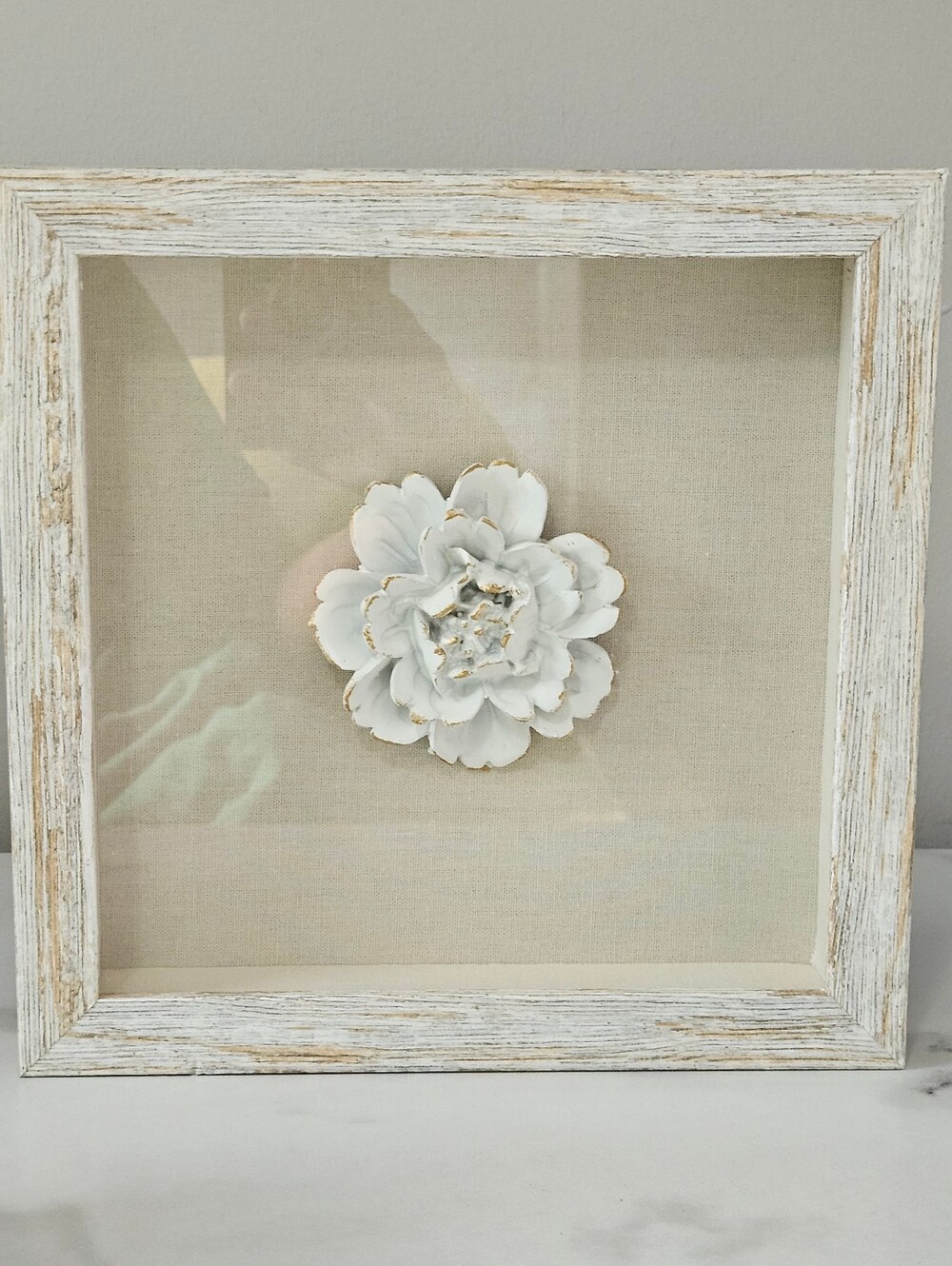 White w/ Gold Accent Ceramic Flower Shadow Box Wall Or Table Top Decor